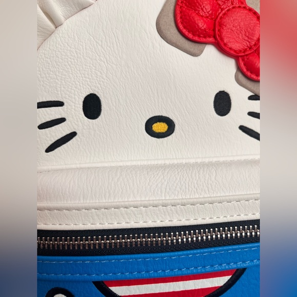 SOLD NWT CLASSIC HELLO KITTY LOUNGEFLY BACKPACK! PERFECT CONDITION - Picture 3 of 10